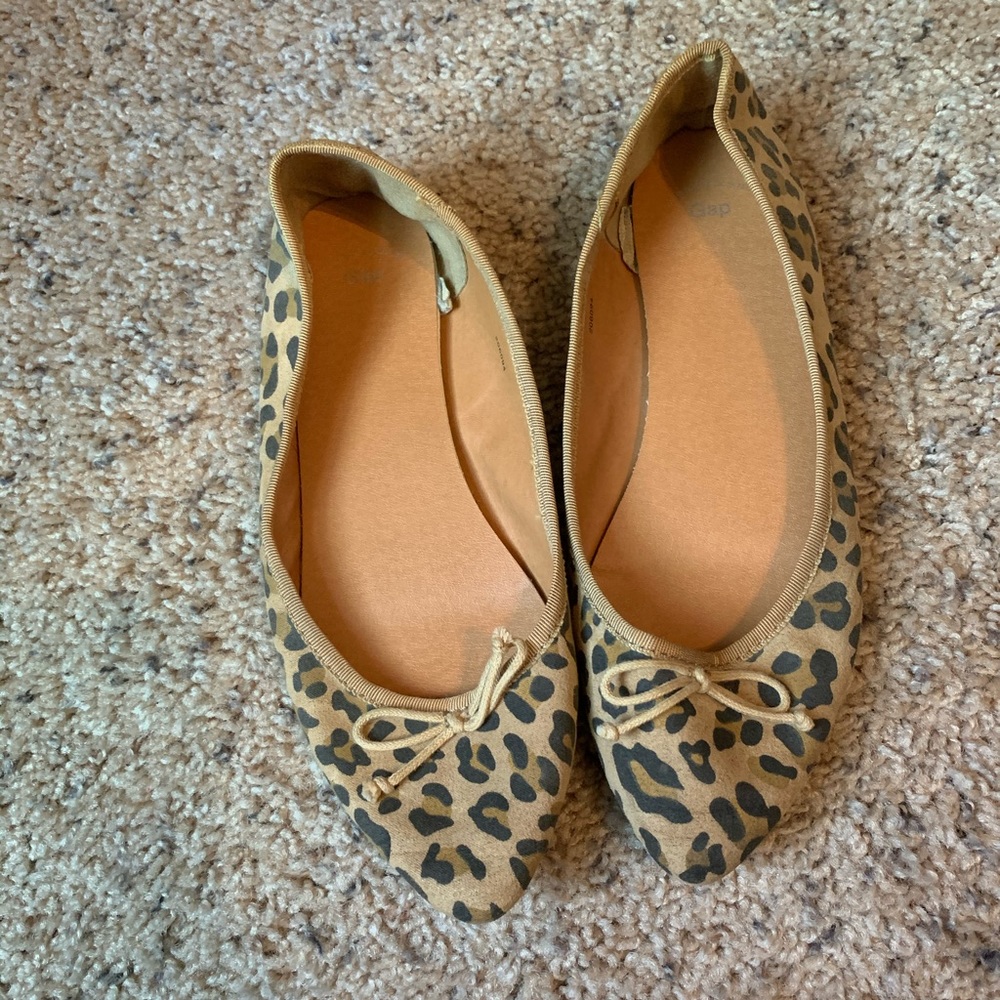 Gap leopard shoes